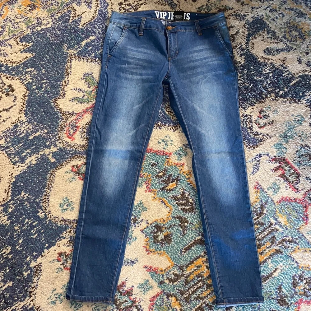 VIP Jeans (Jeggings) - Picture 1 of 9